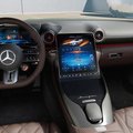 Mercedes-AMG рассекретила топовый SL 63 S E Performance с 816-сильной установкой